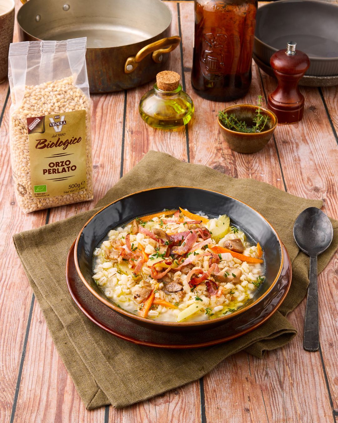 Riso Vignola | offers a unique range of rice varieties, grown in Italy and around the world, carefully selected and processed with full respect for Italian tradition | Producer of Distributions Macchi
