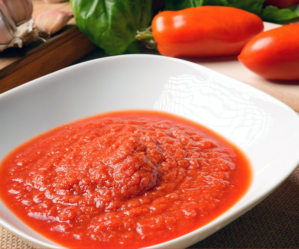 Ciao | The production consists of tomatoes from southern Italy | Producer of Distributions Macchi