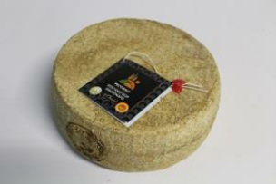 Pecorino toscano aged